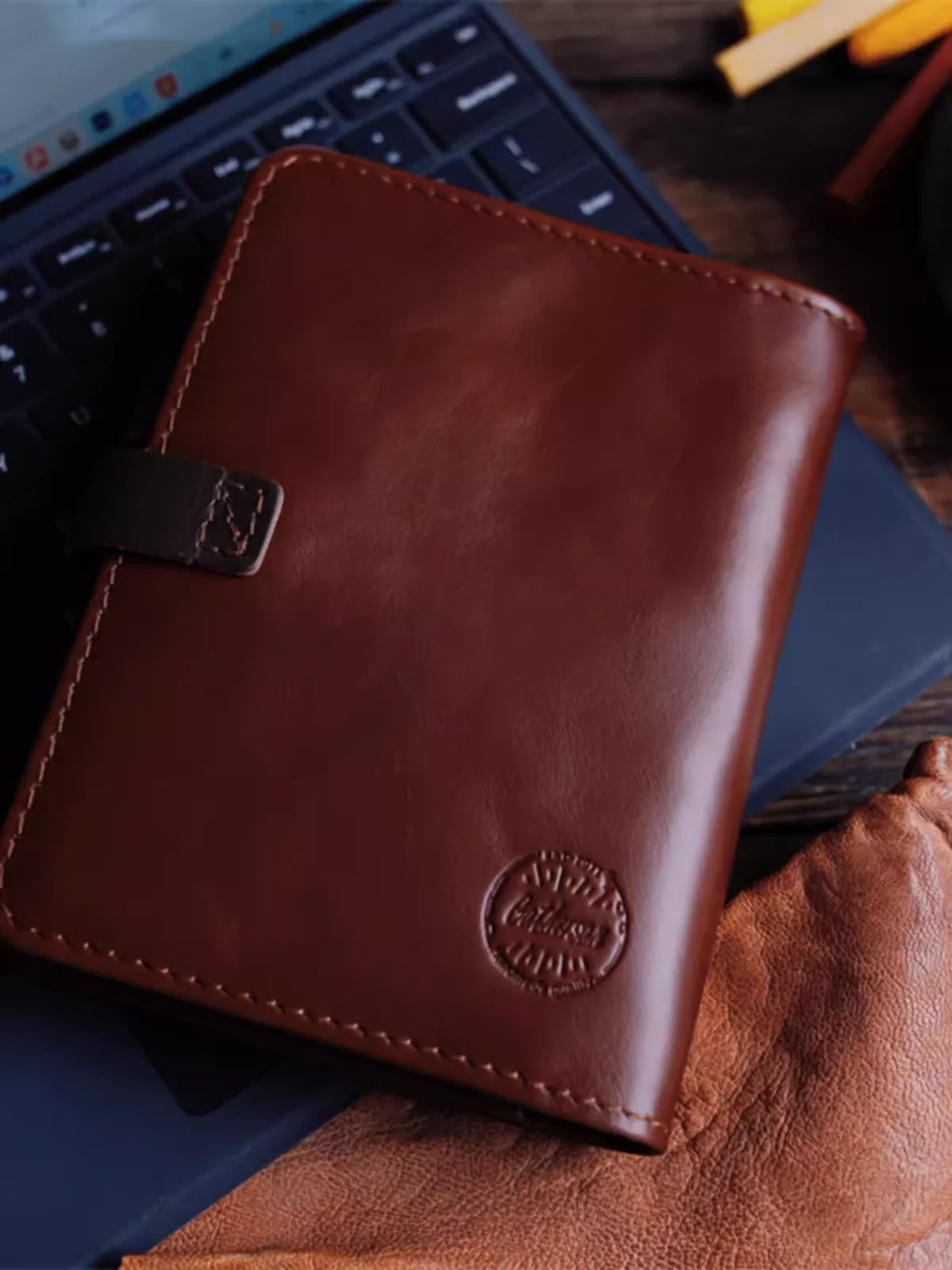 Handmade Retro A6 Genuine Leather Binder Handbook Card Holder Original Folder for Documents Customized Notebook Travel Journal