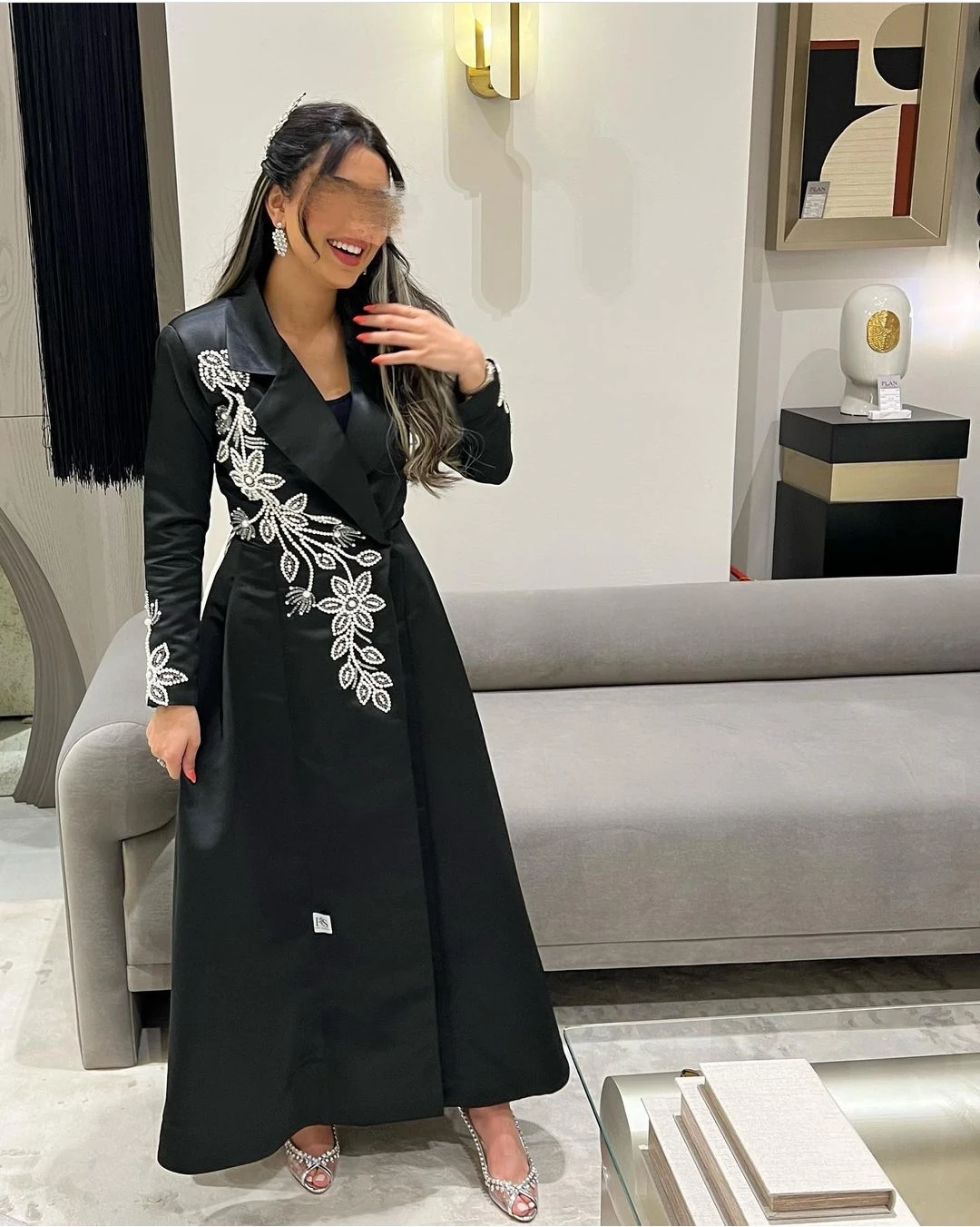 

AsaNagi Black Satin Evening Dresses V Neck A Line Appliques Vintage Formal Party Dress 2023 Saudi Arabic فساتين سهره فاخره