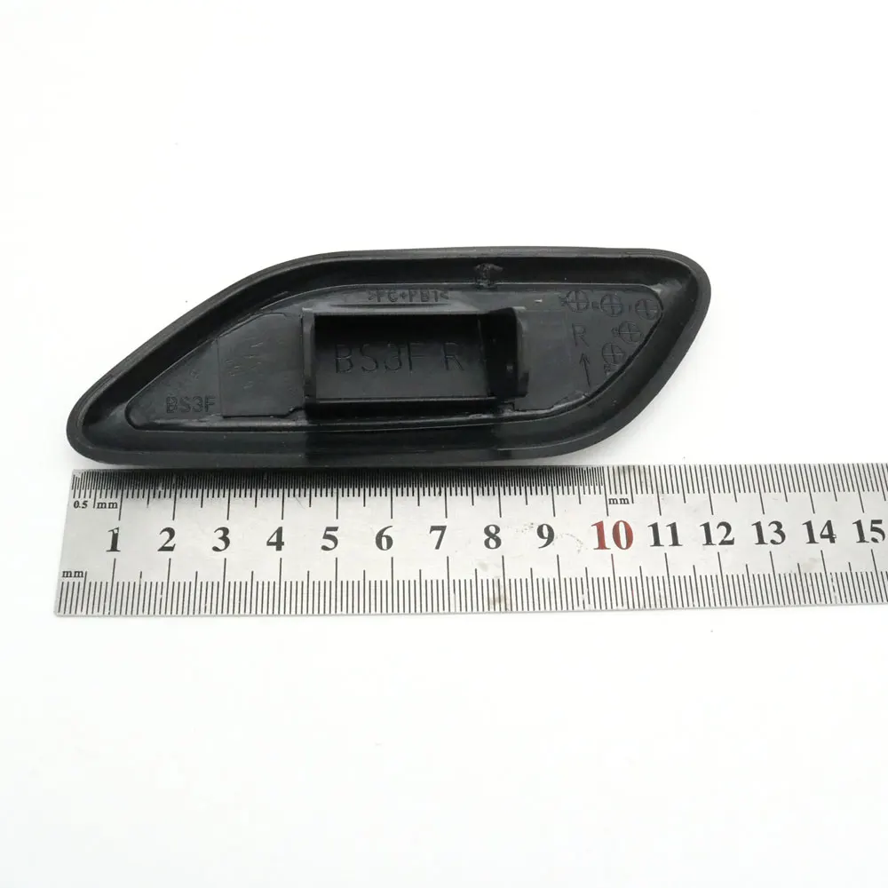 BS3F-51-8H2A08 BS3F-51-8G2A08 For Mazda 3 Axela 2003-2008 Headlight Head lamp Washer Nozzle Jet Cover Cleaning Caps