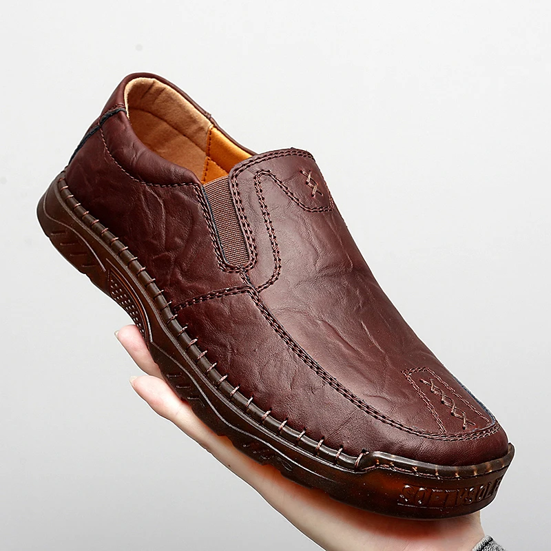

Autumn and Winter New Handmade Casual Trend Convenient Fit Fashion Versatile Durable and Non slip Men's Leather Shoes