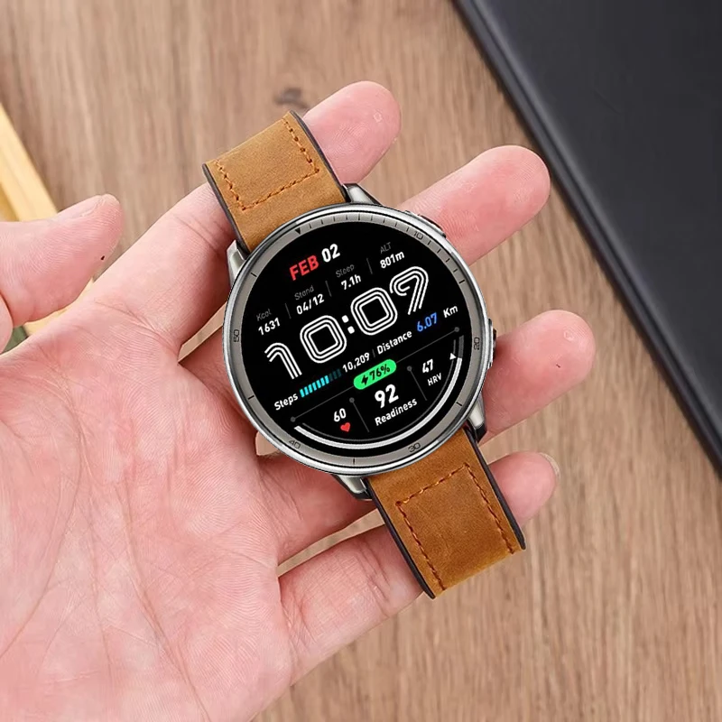 Versatile Leather-Silicone Hybrid Strap
