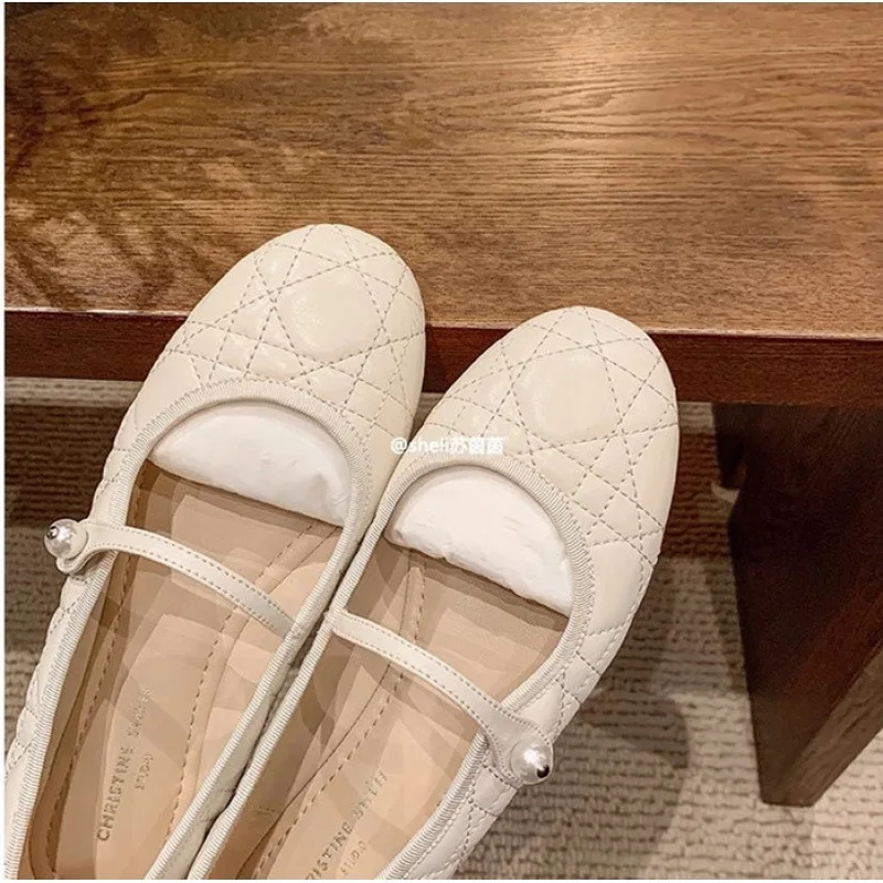 Imported Smallcow Leatherargyll Pearl Buckle Strap Shallow Sole Flat Women's Shoes Elegant Stylish Trendy Flat Heels 3
