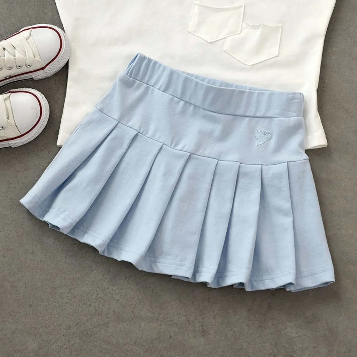 Children Skirts Girls Skirt Embroidered Heart Design Pleated Safety Pants Design
