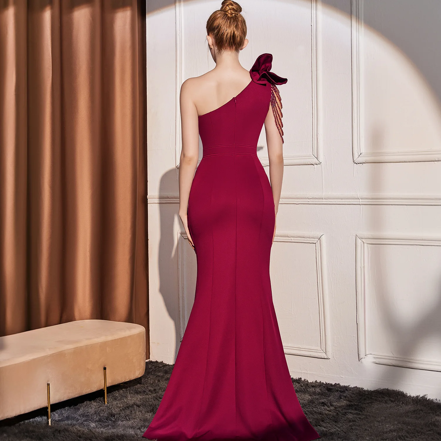 فستان سهرة حرير فتحة جانبية