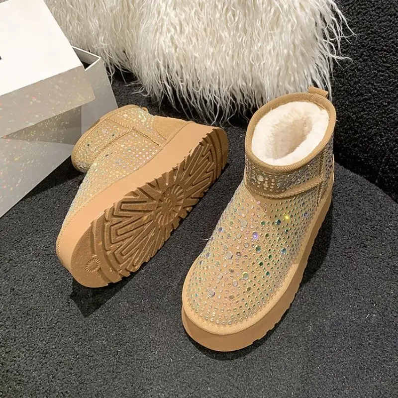 NEW Full Diamond Womens Snow Boots Waterproof Leather Plush Warm Flat Shoe Crystal Slip-On Soft Sole Anle Ankle Boots Fashion