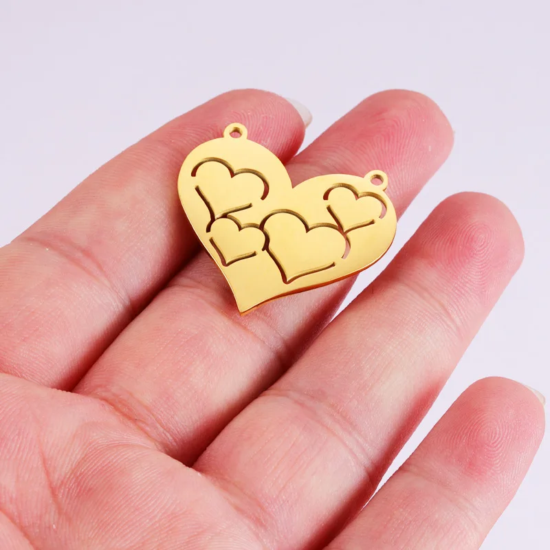 Рисунок 6 - кулон в форме сердца из нержавеющей