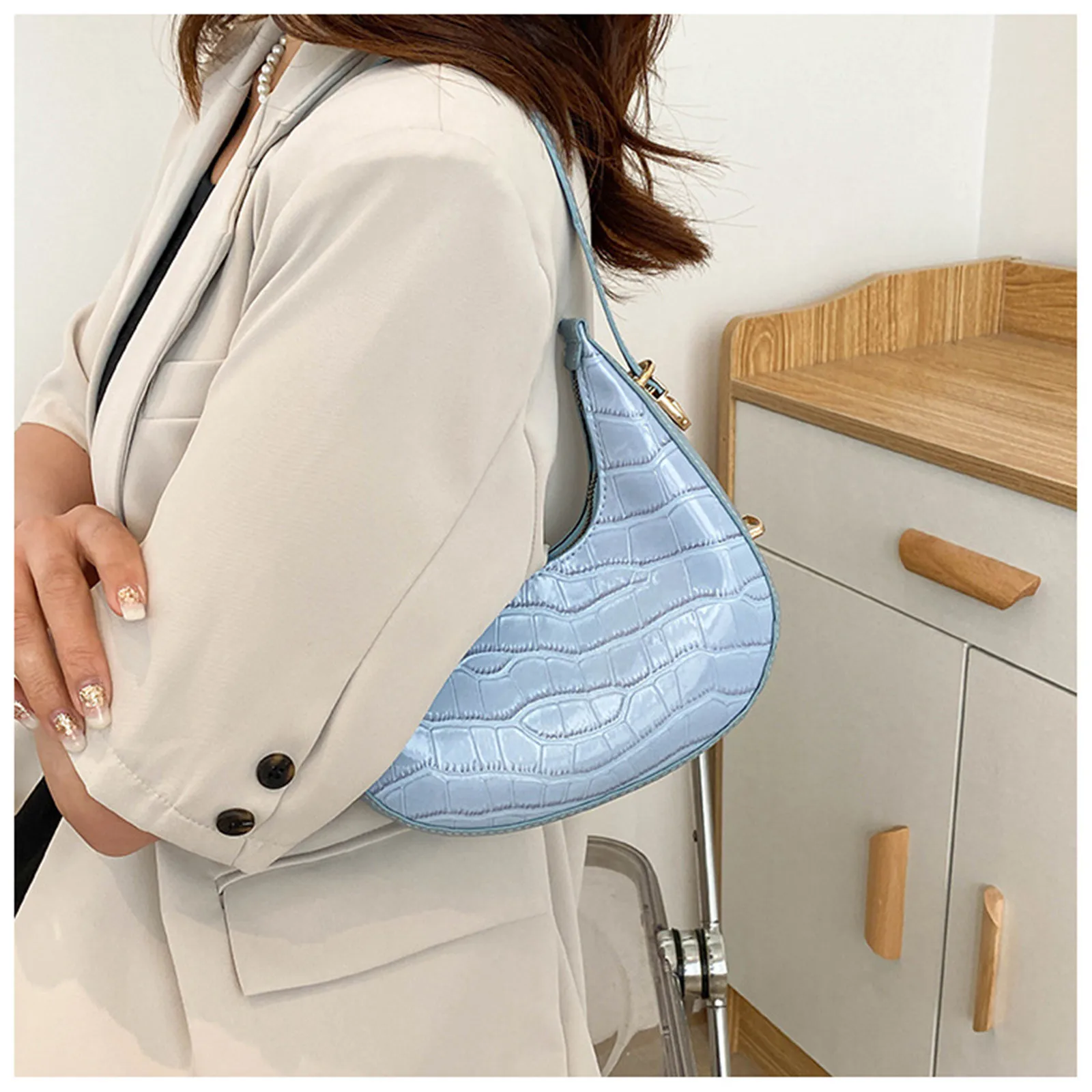 Fashion Stone Pattern Shoulder Bag - Size Comparison