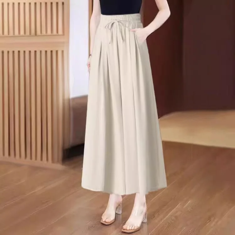 Milk apricot color [skirt pants]