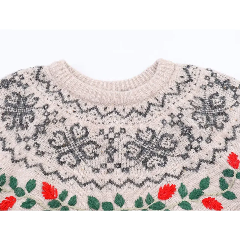 Chic Fashion Jacquard Embroidery Knitted Sweater Women 2025 New Short Sleeve Women's Casual Knitwear Pullover Tops