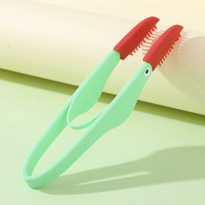 Gentle Eye Care Brush for Tear Stains 1