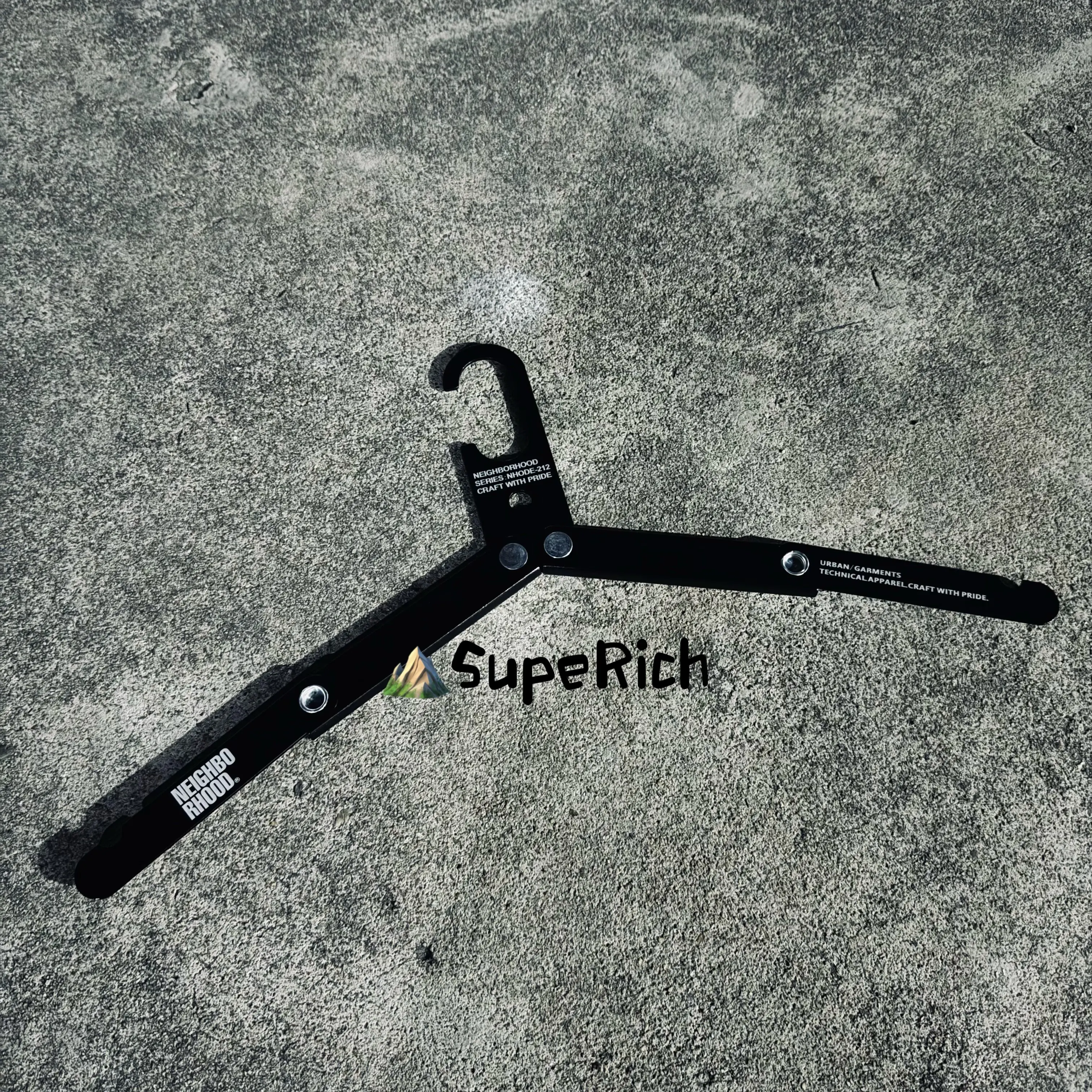 

NBHD Outdoor Folding Portable Jersey Blackized Winds Aluminum Alloy Camping Furniture Furniture Clothing Store Holding