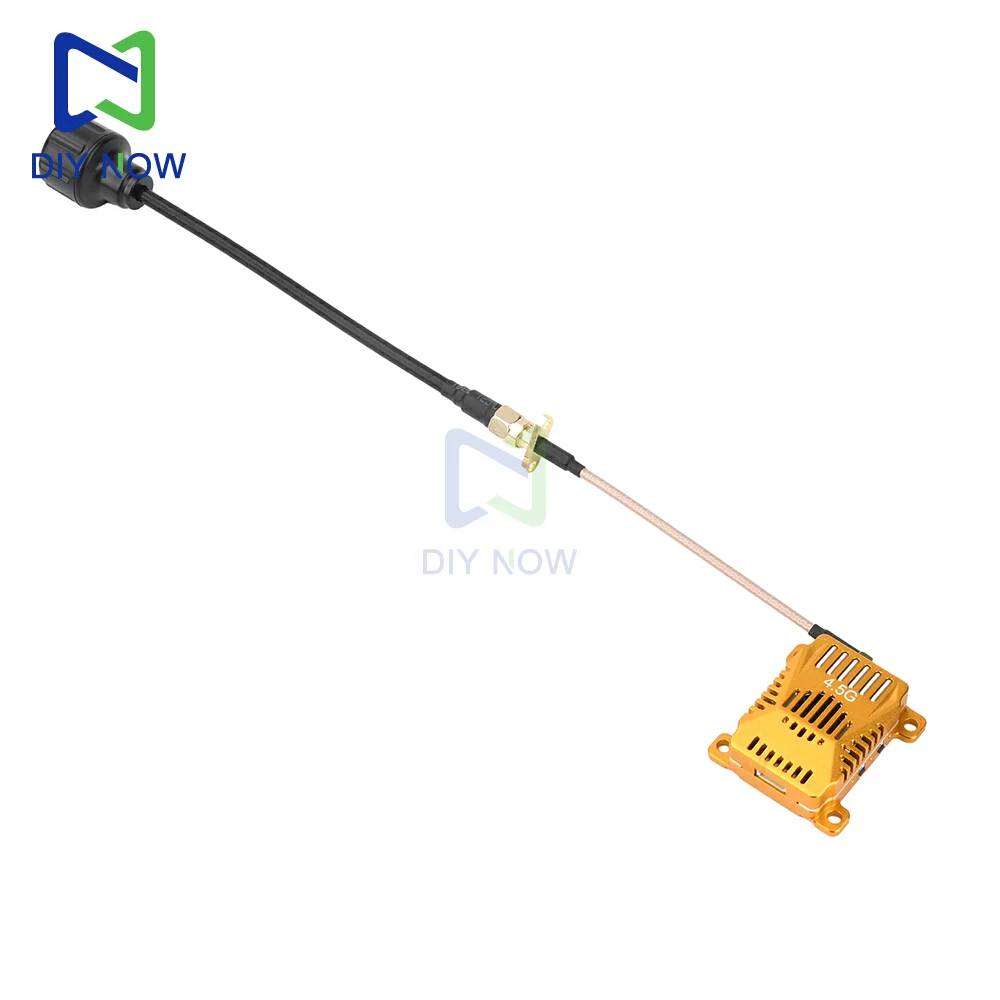 Transmetteur Récepteur Audio Vidéo 4.5 GHz 2.5W FPV pour Drone RC montrant les dissipateurs thermiques et le boîtier robuste.