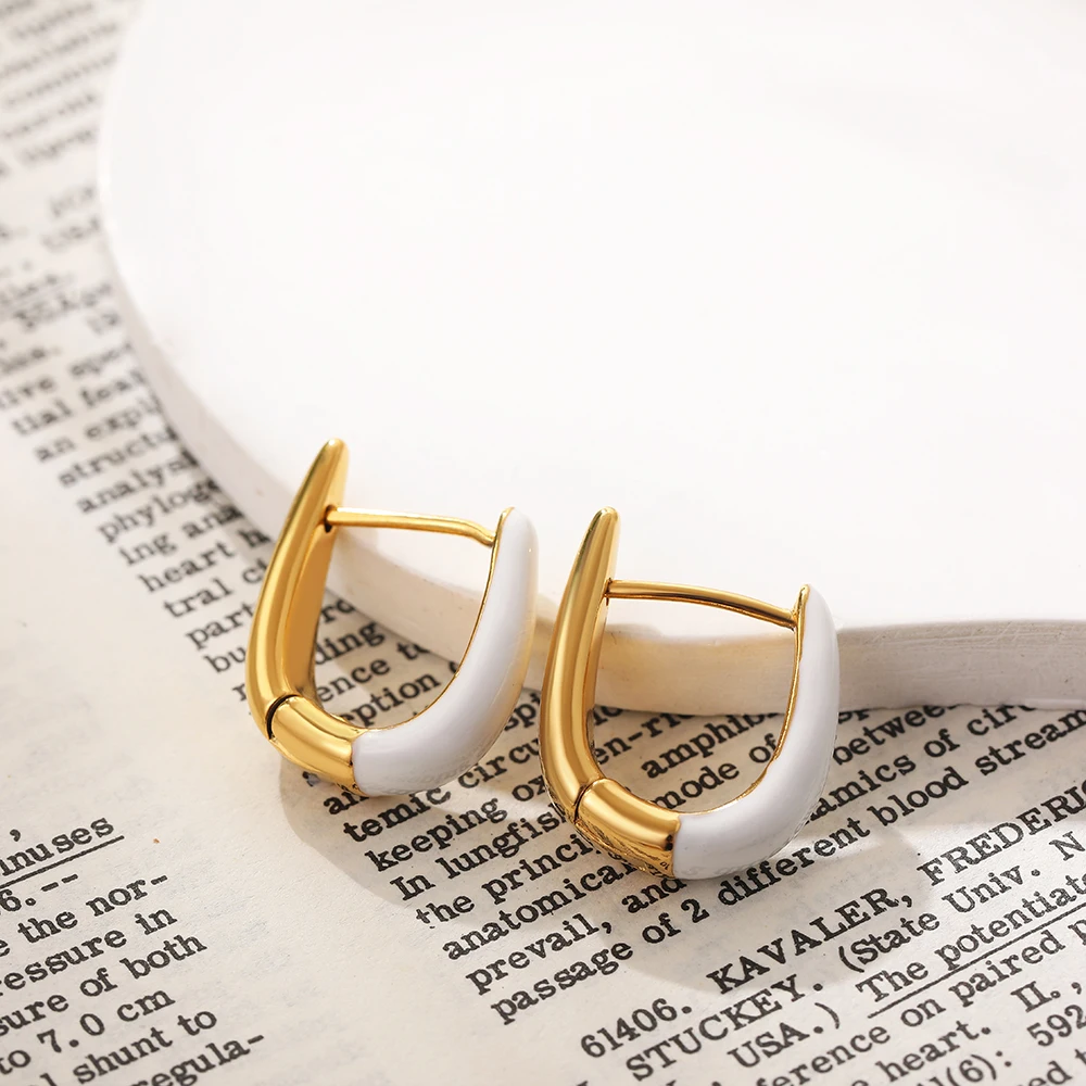 2024 New Charm Gold Plated U Shape Hoop Earrings White Enamel Geometric Ear Hoops Female Daily Versatile Jewelry Dropshipping
