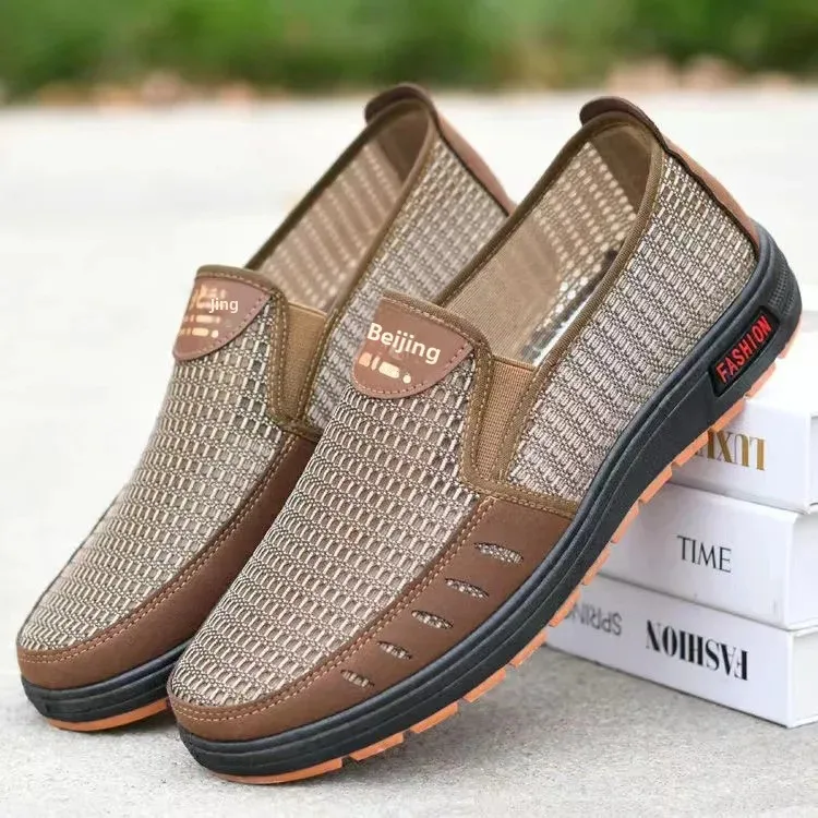 새로운 베이징 남성 천 신발 통기성 캐주얼 작업 신발 미끄럼 방지 아빠 신발 중년 및 노인 신발 드라이버 신발