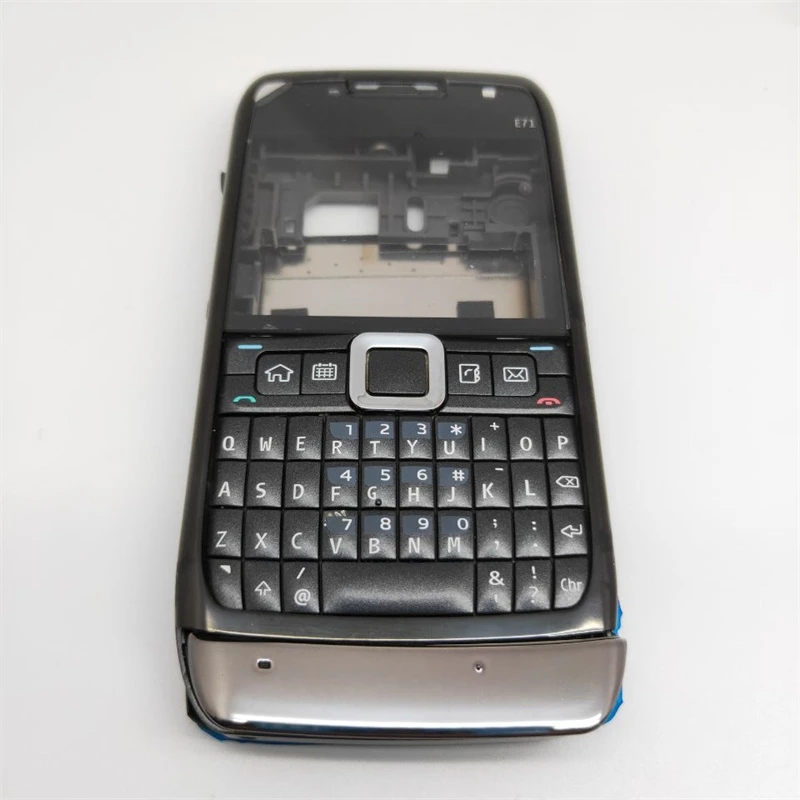 nokia E71 海外版　black steel red化 Nokia E71 - Desbloqueado - Semi-novo