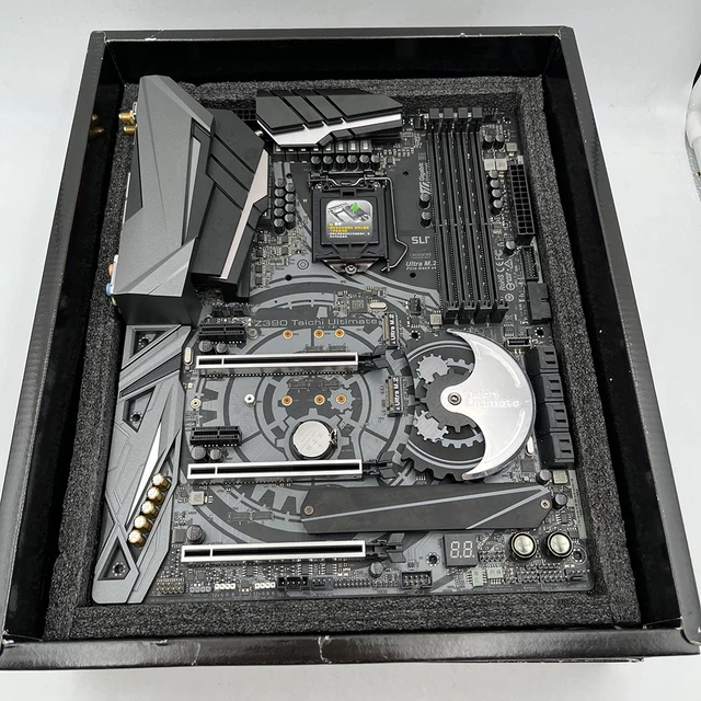 マザーボード Core i7-9700K / Z390 Taichi / DDR4 32GB Core i7-9700K / Z390 Taichi / DDR4 32GB Selling my old CPU