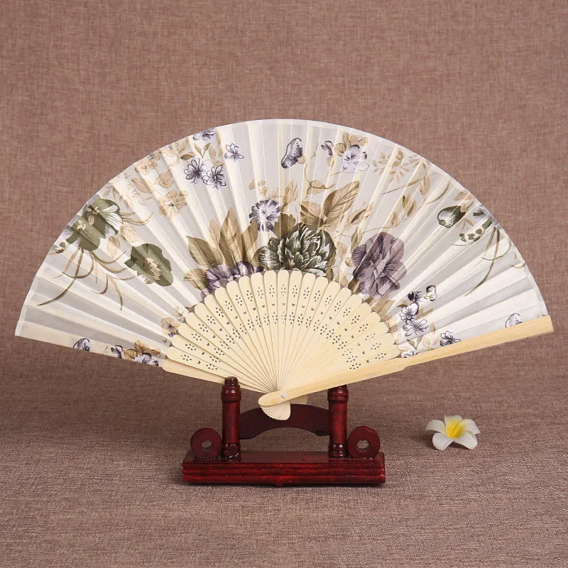 

1Pcs Retro Folding Silk Fan Chinese Style Decorative Men Pocket Bamboo Handle Hand Held Fan Party Favors Home Decoration Crafts