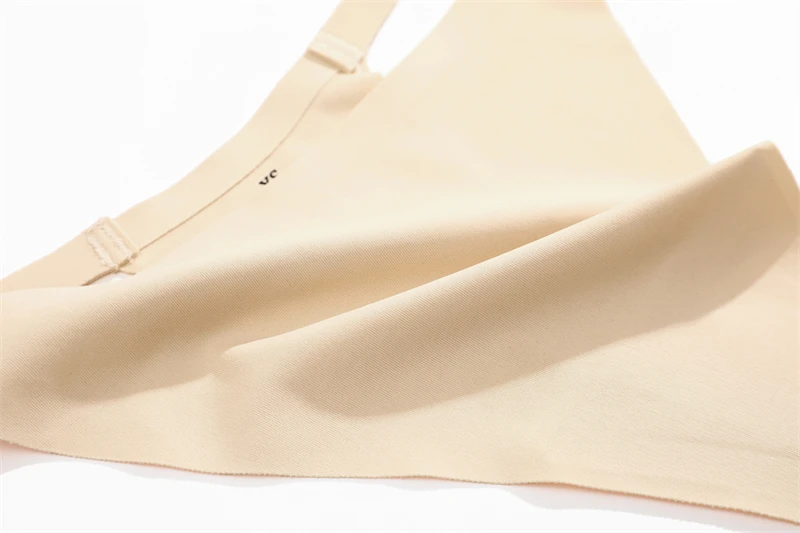 low rise hip fit on ultra thin thong