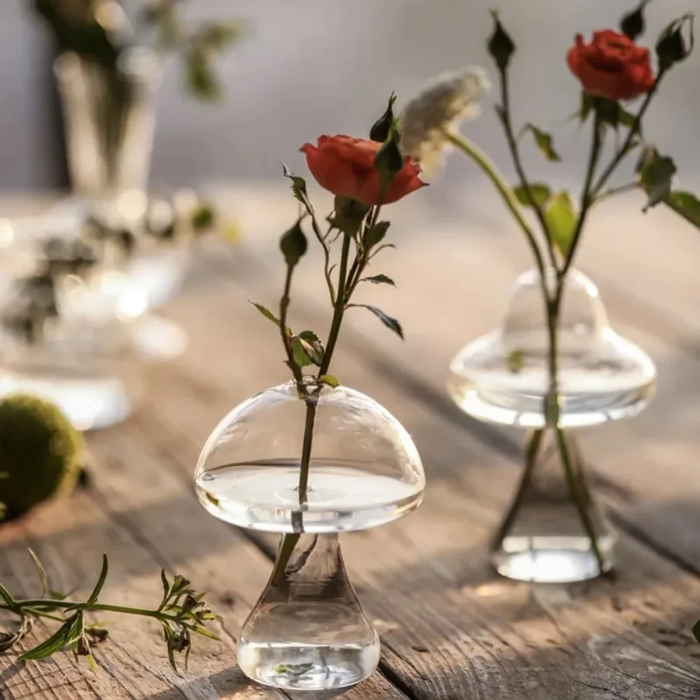 

Mini Mushroom Glass Vase Ins Style, Hydroponic, Transparent, Dining Table, Small Flower Terrarium, Living Room Decoration, Japan