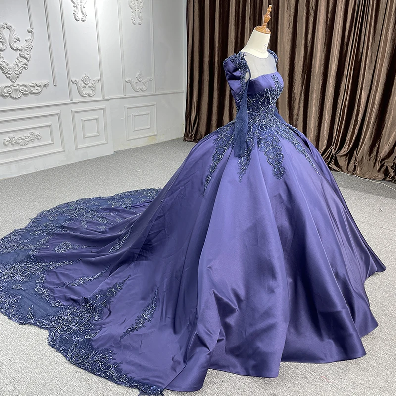 Рисунок 3 - Женское бальное платье janceber