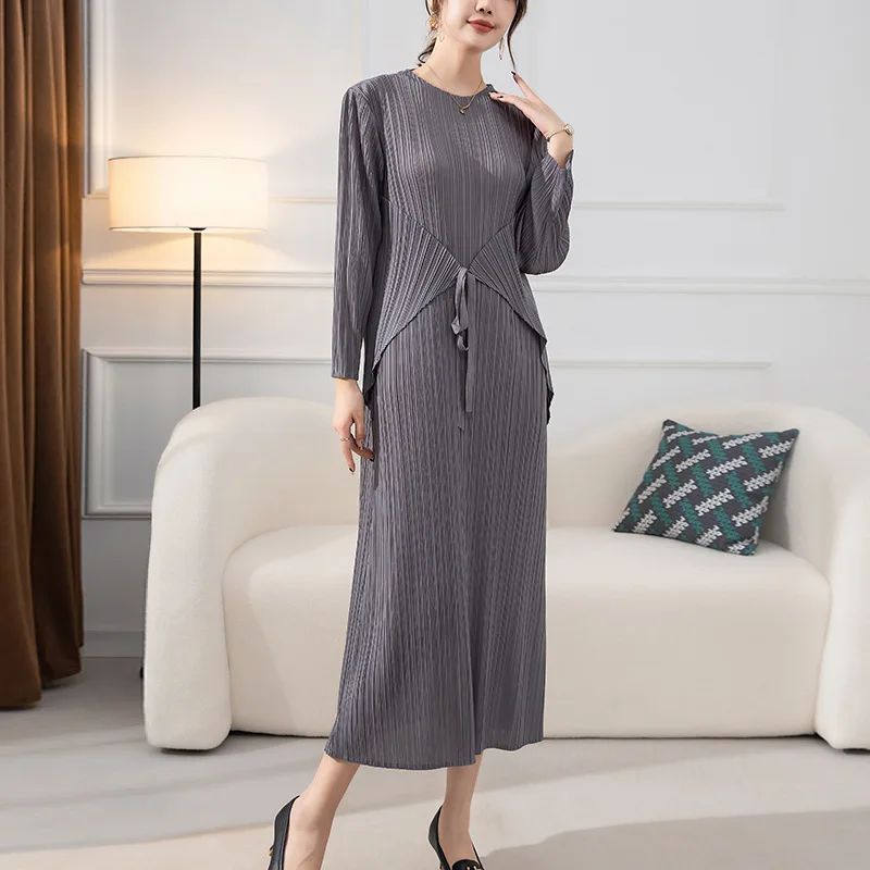 

Женское плиссированное платье миаке, осень/зима 2022, удобная повседневная дизайнерская Корейская одежда высокого качества с круглым вырезом и длинными рукавами на шнуровке