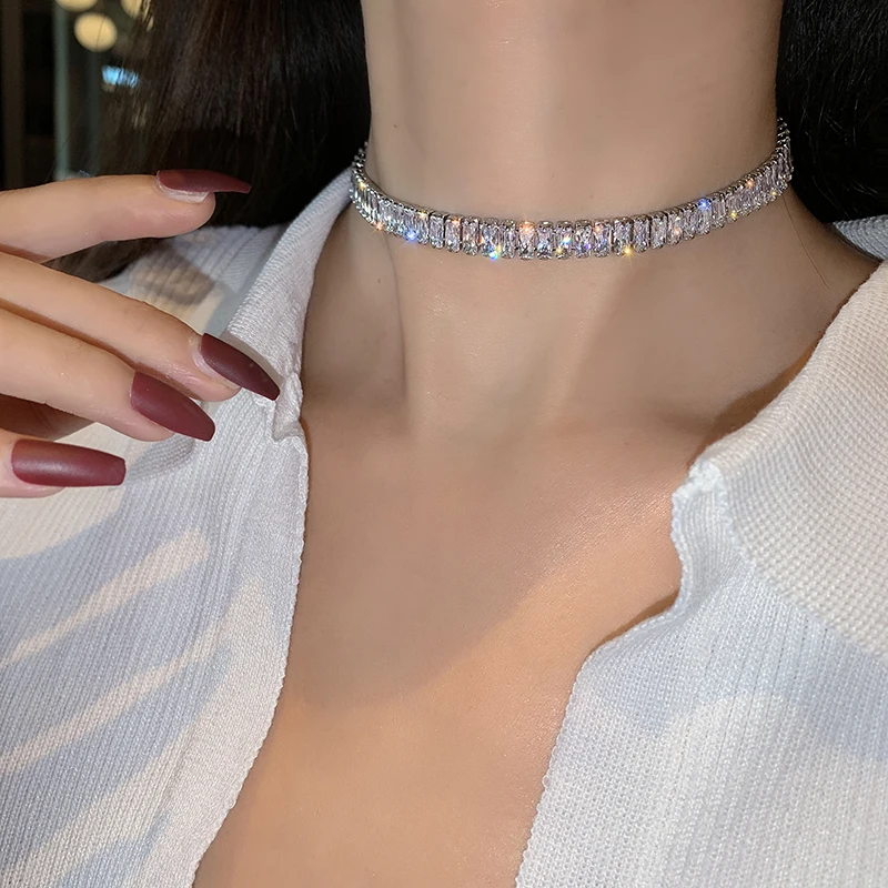 Fashionable personality zircon short chain European and American fashion 2023 new fashion trendy people collarbone chain women