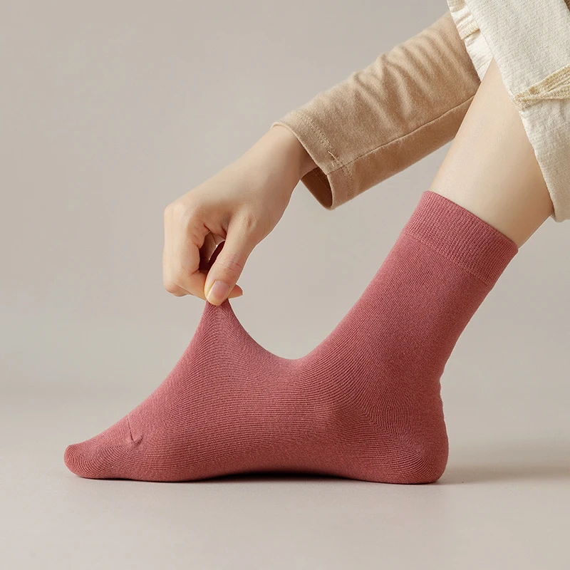 Women's Cotton Solid Color Socks Autumn Spring Soft Breathable