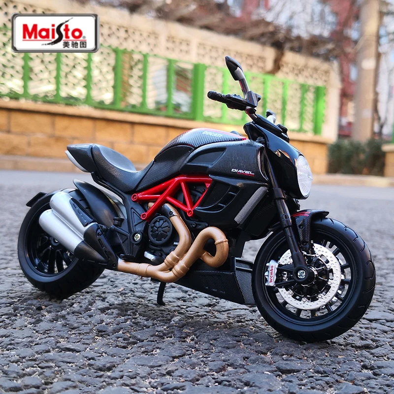 

Maisto 1:12 DUCATI Diavel Carbon Alloy Sports Motorcycle Model Diecasts Metal Street Racing Motorcycle Model Childrens Toys Gift