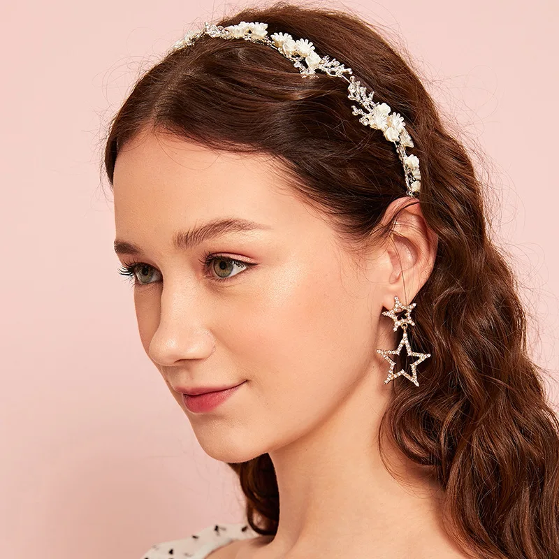 

Shiny White Bridal Wedding Accessories Floral Bridal Hair Jewelry Glamorous Children Birthday Party First Communion Headband