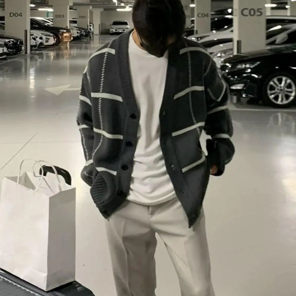 

Men Vintage Knitwear Cardigan Men's V-neck Plaid Print Knitwear Cardigan Vintage Luxury Knitted Sweater Coat Autumn Winter