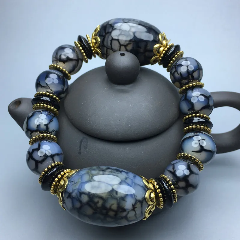 

Natural Ice Flower Old Agate Silk Black Silk Dzi Beads Bracelet Popular for Men and Women