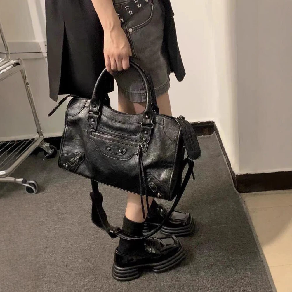 SHELKSBAG 2025 sacs de moto à la mode sac fourre-tout de ville pour femmes Y2k classique rue à la mode épaule en cuir Pu sac à main à bandoulière - AliExpress