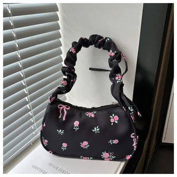 Nuova borsa floreale estetica con coulisse Borsa sotto le ascelle con tracolla pieghettata di grande capacità Borsa hobo chic con chiusura a cerniera con tracolla regolabile