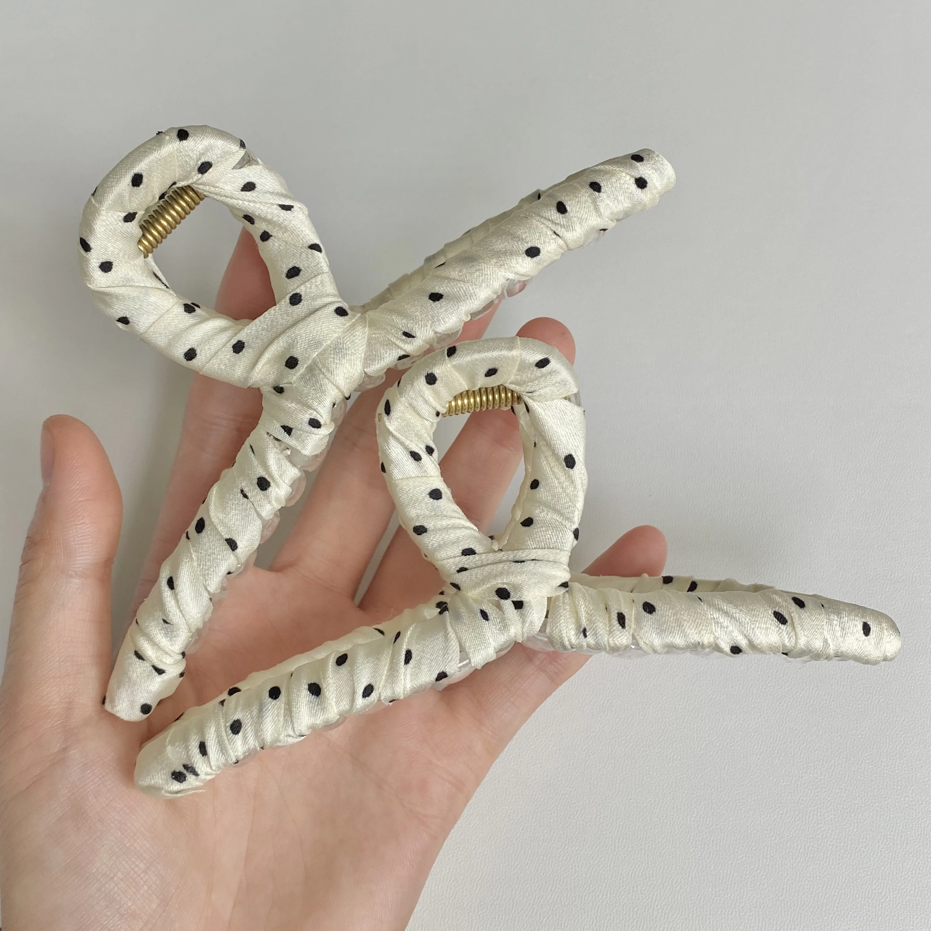 1PC Polka Dot Fabric Hair Claw Set: Chic Heart & Geometric Shapes, Stylish Hair Accessories For Women, Perfect For Daily