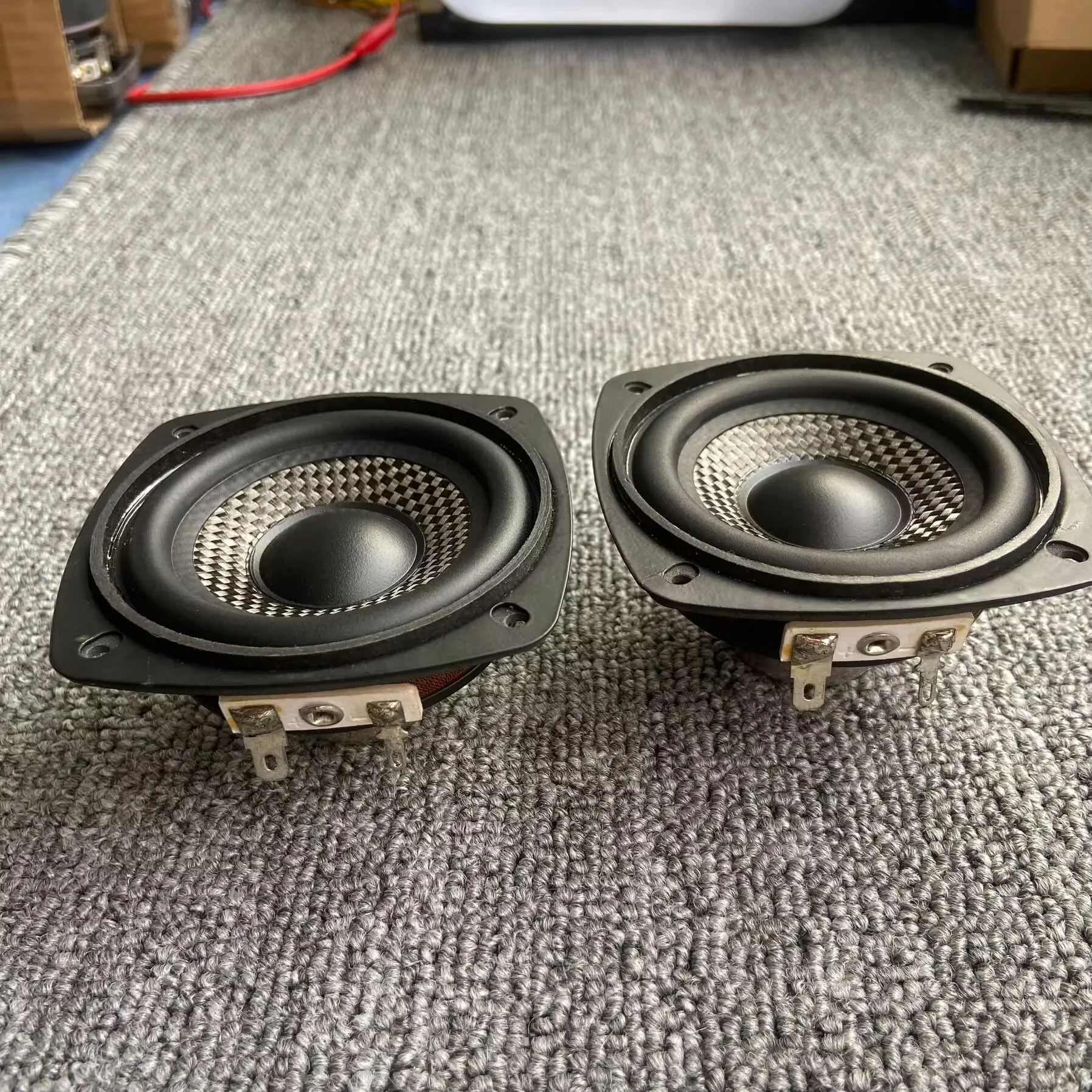 Carbon Fiber Cone Mid Bass frequency speaker 3 inch 82mm DIY 8ohm 15W Neodymium Magnetic 2PCS