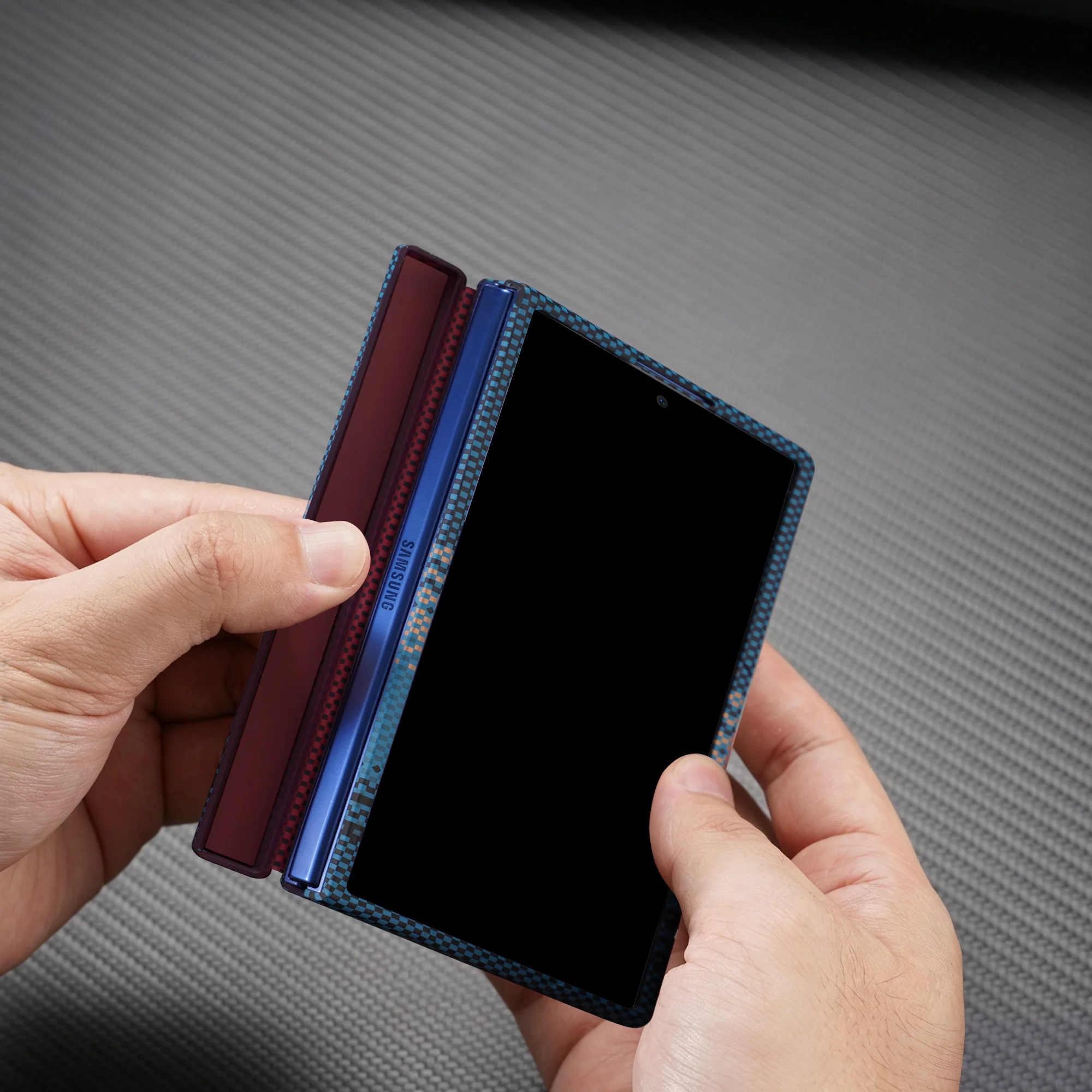 Premium Carbon Fiber MagSafe Protective Case with Hard PC and Hinge Film