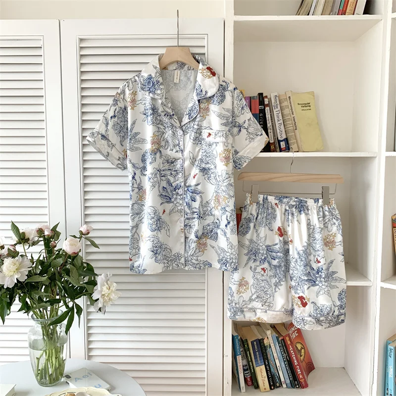Pajama women's summer short sleeved shorts, light luxury cardigan, small lapel, oil painting, silk pajamas, home clothing set