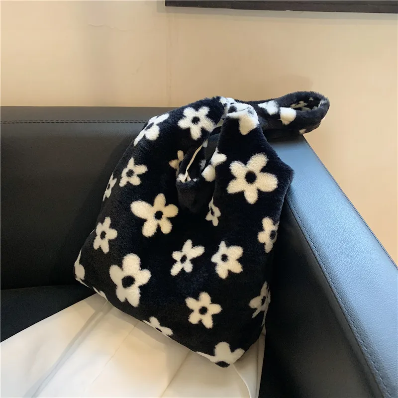 Chic Plush Flower Underarm Fur Bag, Casual Plush Tote Bag, Women Handbag, Women's Single Shoulder Bag, Korean Version Girl's Bag
