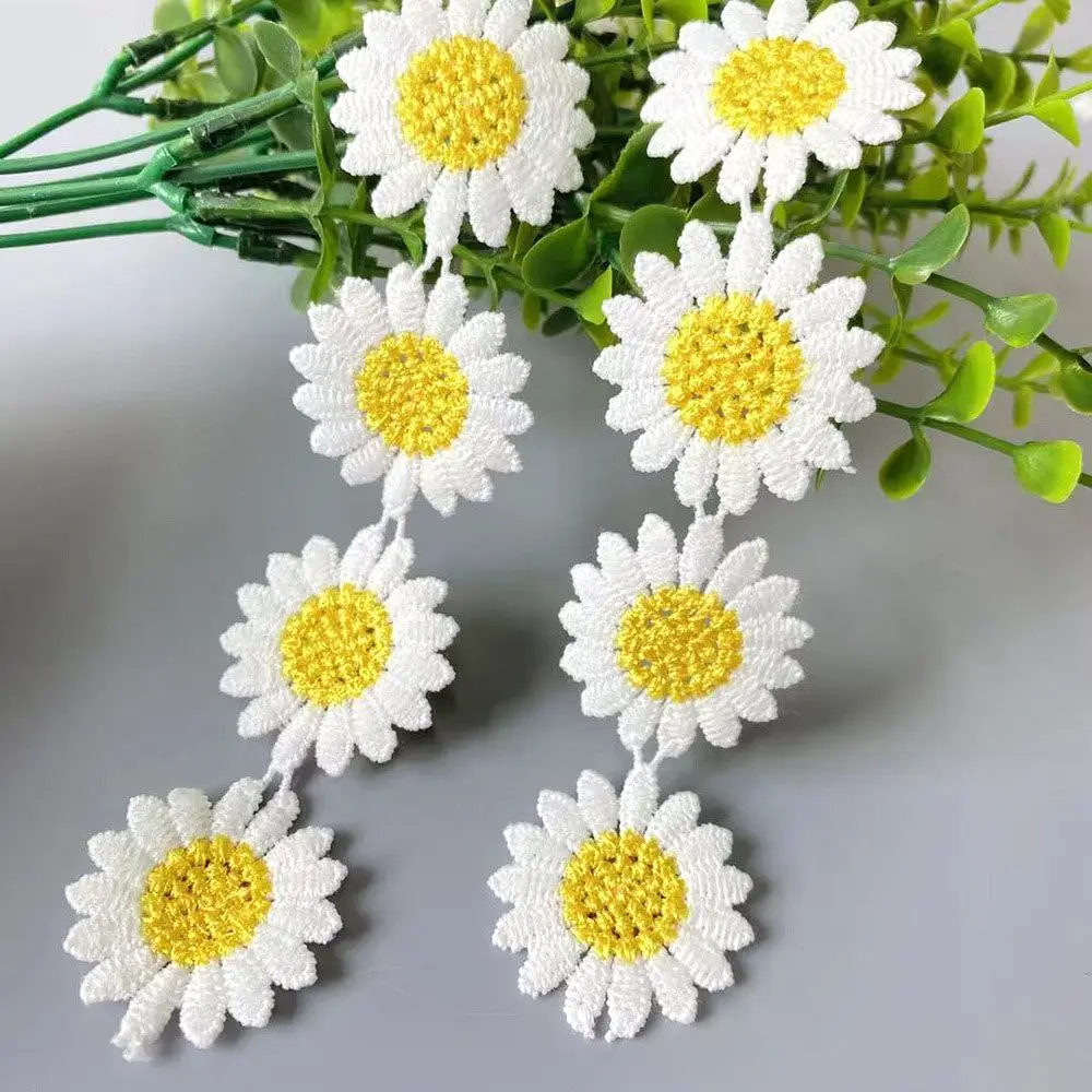 1 Yard Beautiful White Daisy Lace Trim Creative Bright Ribbon Headwear  Decor Handmade Embroidered Small Yellow Flower Patches