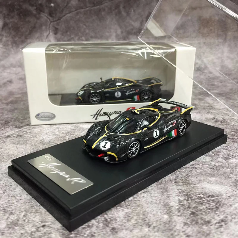 

LCD 1:64 Model Car Paga Huayra R No.1 Alloy Die-Cast Sport Vehicle - Black