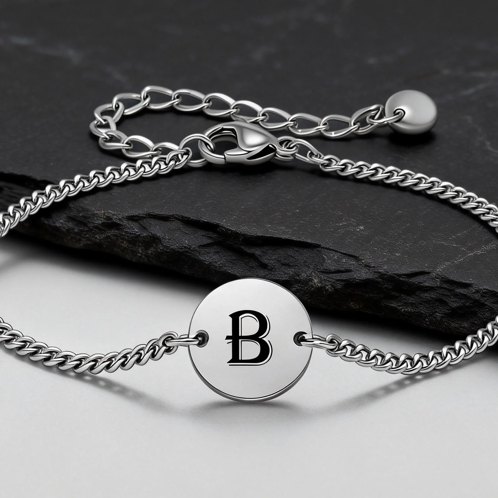 Initialen-Kettenarmband für Männer und Jungen, Edelstahl-Alphabet A-Z 26 Buchstaben Verstellbares Armband, Lässiges Schmuckgeschenk – Detail 3