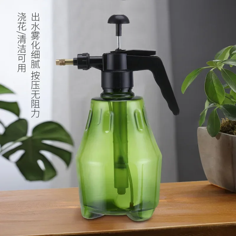 Description Picture 3 of item1-Piece Hand Pressure Water Sprayer Trigger Air Pump Garden Disinfection Sprayers Spray Bottle Car Cleaning Sprayer Watering Can