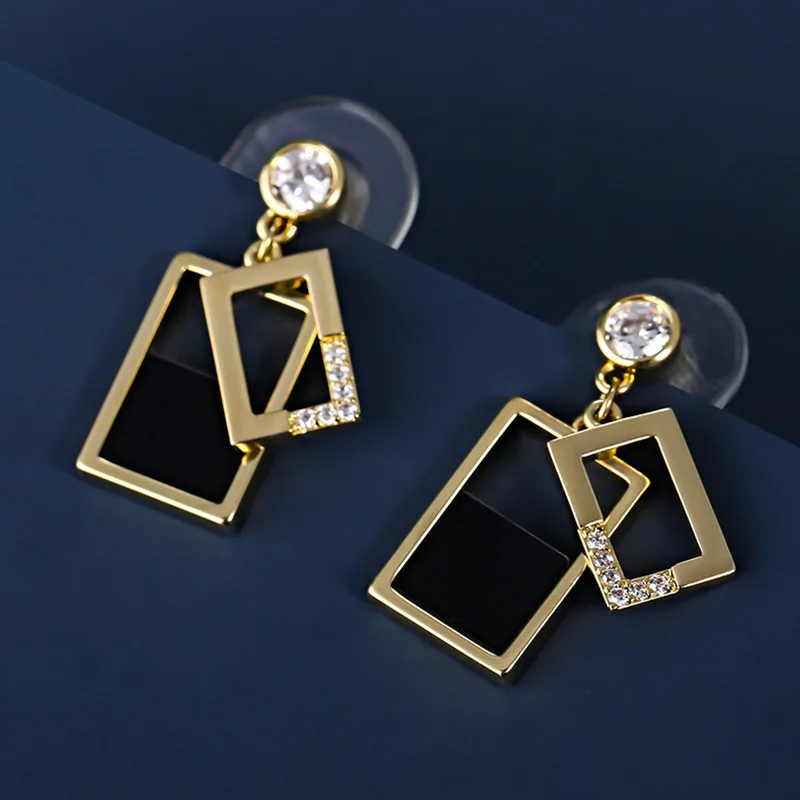 

Корейские модные черные и белые серьги-капли для женщин, ювелирные изделия 2024, трендовые роскошные женские винтажные геометрические серьги с кристаллами 2Z40