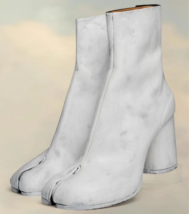 

Stone Grey Cleft Toe Block Heel Ankle Boots Zipper Round Toe Chunky Heels Women Chelsea Boots Fashion Runway Shoes