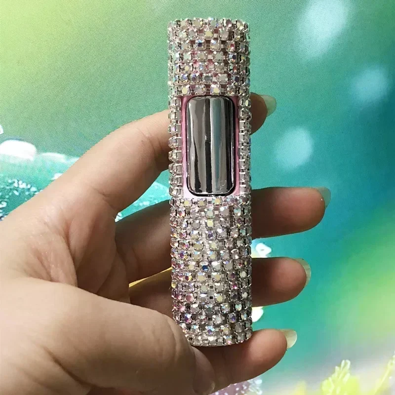 Butane Gas Lighter Rhinestone Torch Lighter for Ladies Mini Portable Cigarette Lighter Windproof Pink Flame Smoking Accessories Butane