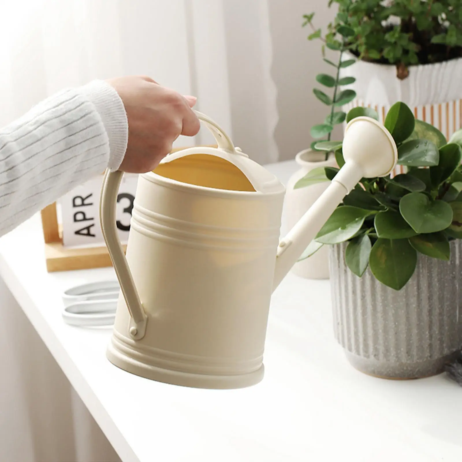 2000ml Garden Watering Can for House, Garden, Flower, Office watering can