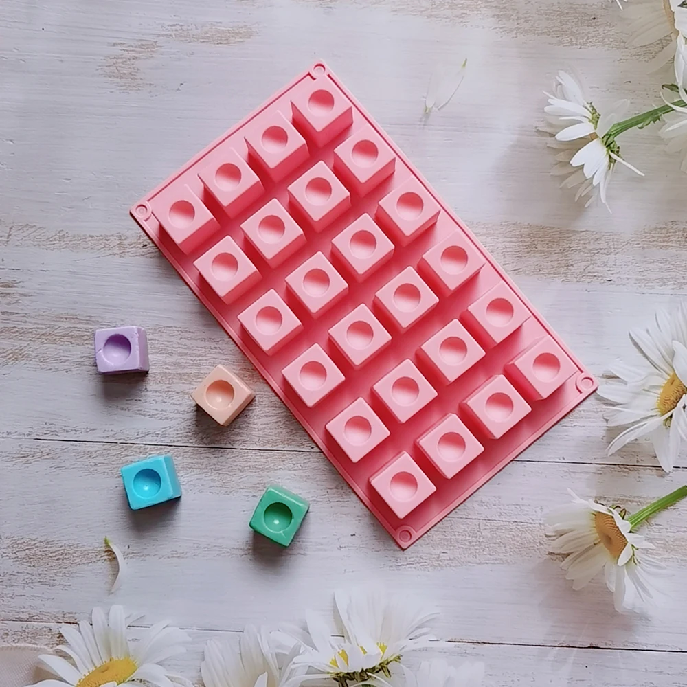 

New dot square chocolate silicone mold DIY candy pudding dessert mold cake decoration kitchen baking utensils