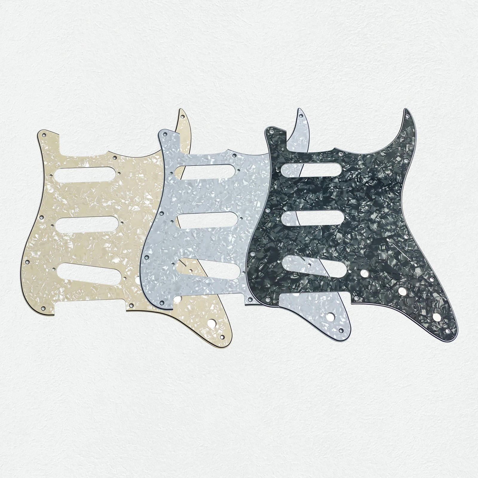 PHRILM SSS 11-Loch ST E-Gitarren-Schutz, 3-lagiges ST-Schlagbrett mit Aluminiumfolienschutz – passend für amerikanische/mexikanische Standard-ST-Gitarren – Detail 3