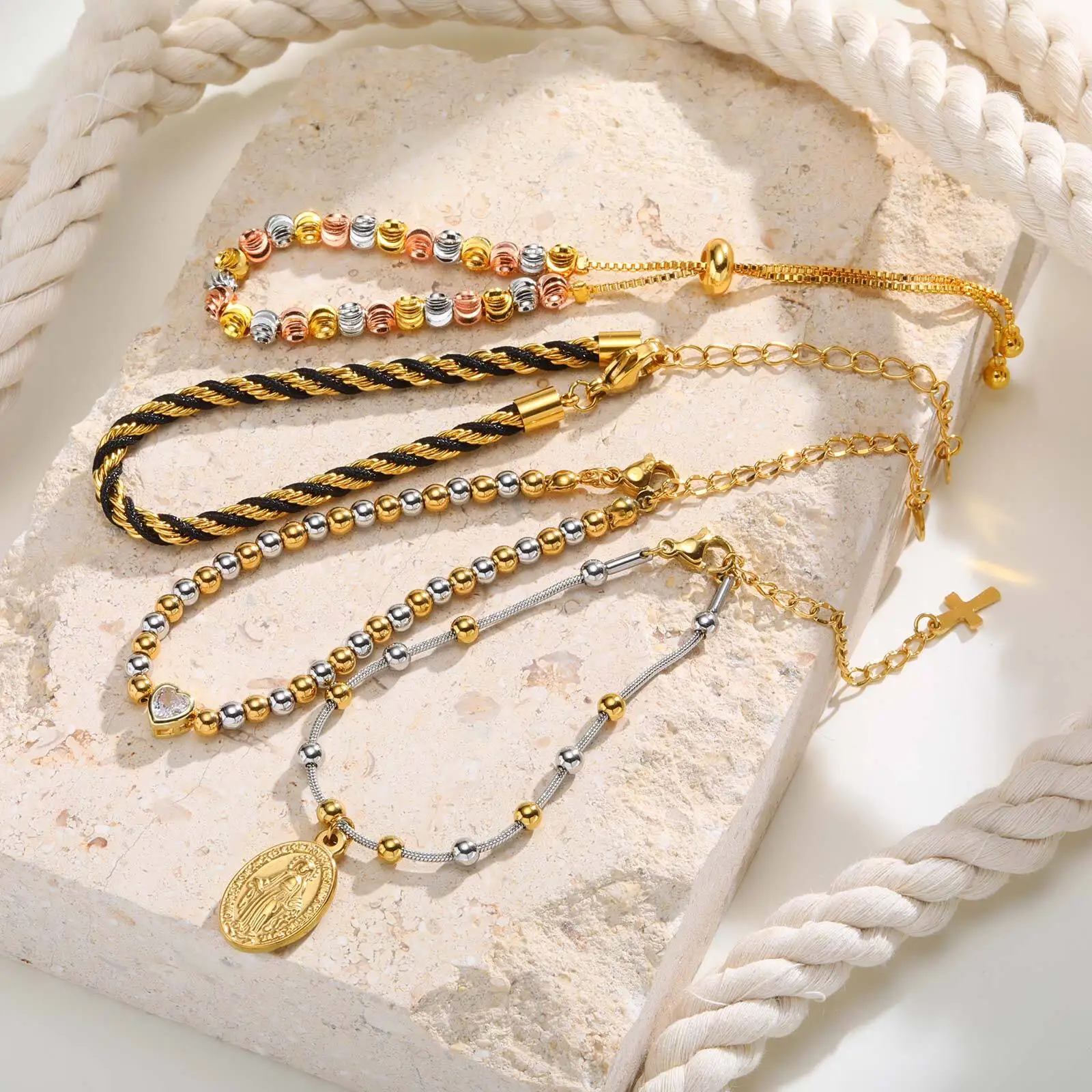 Chunky Two-Tone Mixed Metal Chain Bracelet - Stylish Adjustable Stainless Steel Waterproof Wristband
