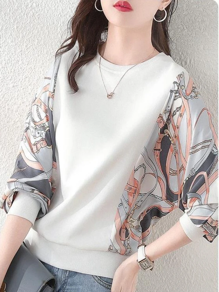 

Blouse Spring Summer T-shirt 2023 New Korean Fashion Loose Bat Long Sleeve Top Women's Sweatshirt Vintage Clothes Y2k Streetwear